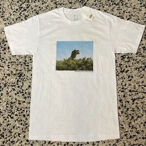 WKND Skateboards Tee Shirt White Dinosaur Graphic Short Sleeve Men’s Size Small